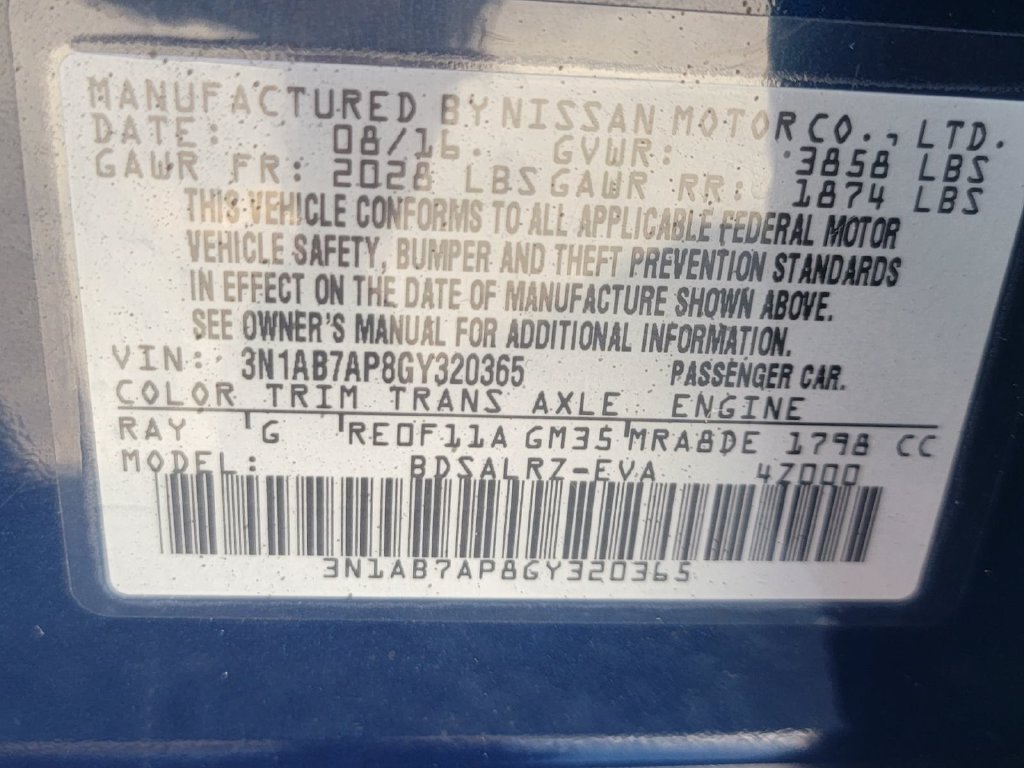 Used 2016 Nissan Sentra SR w/ SR Premium Package FWD image 36