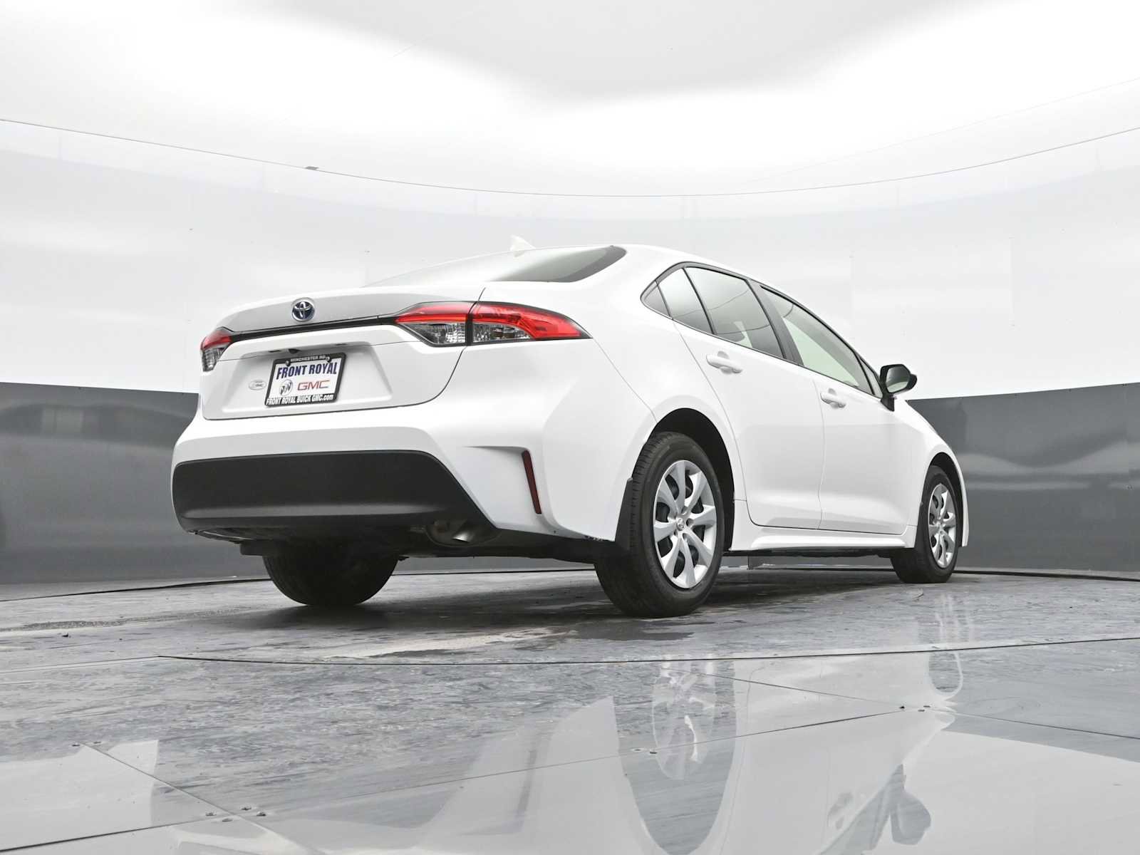 Used 2024 Toyota Corolla LE image 37