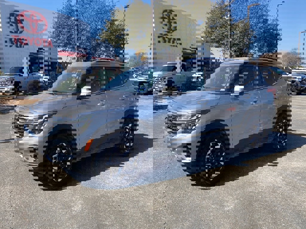 Used 2025 Kia Seltos S