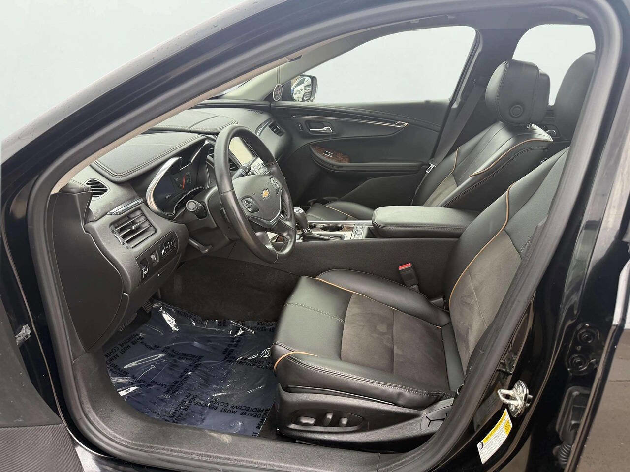 Used 2014 Chevrolet Impala LT image 10