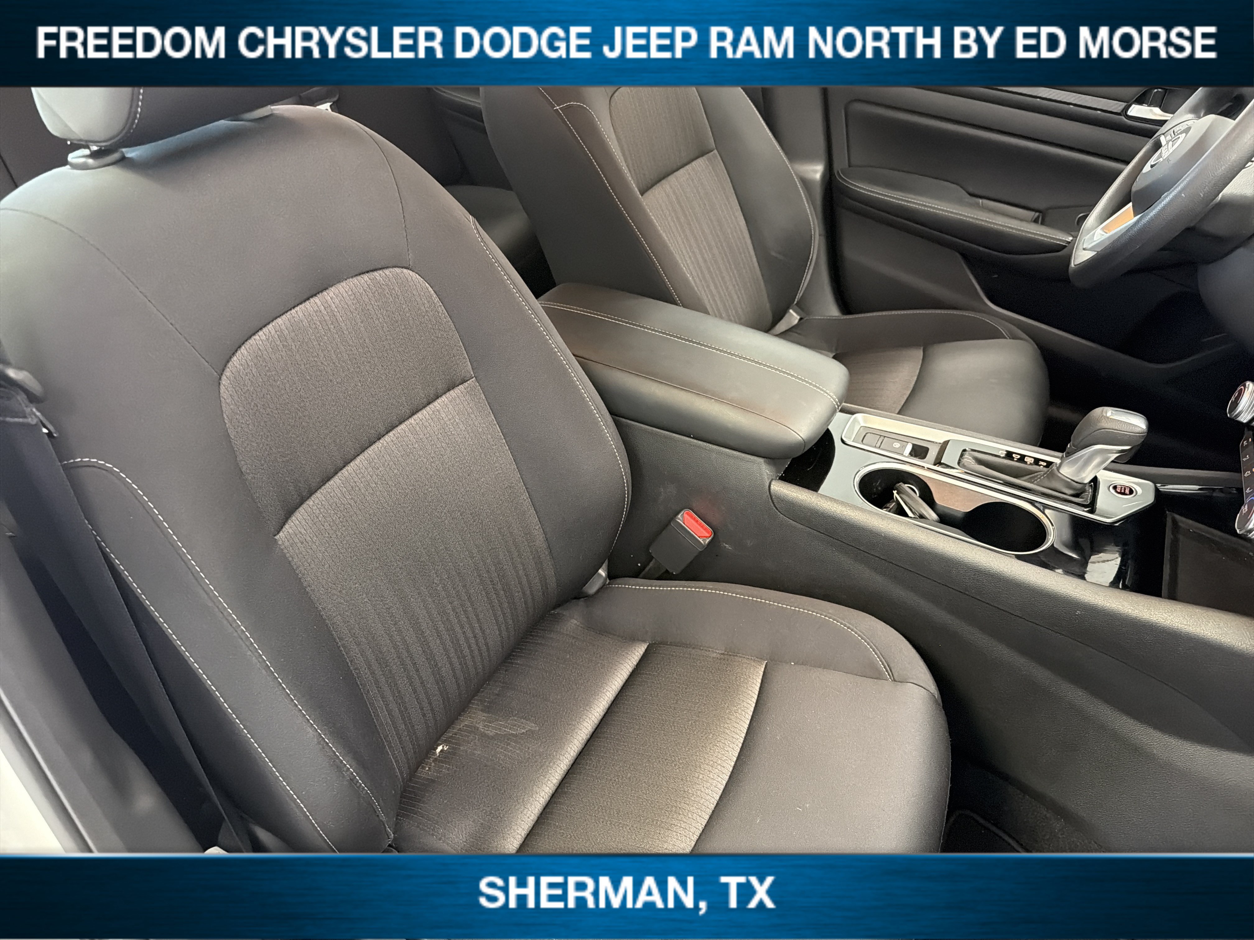 Used 2024 Nissan Altima 2.5 SV AWD/4WD image 8