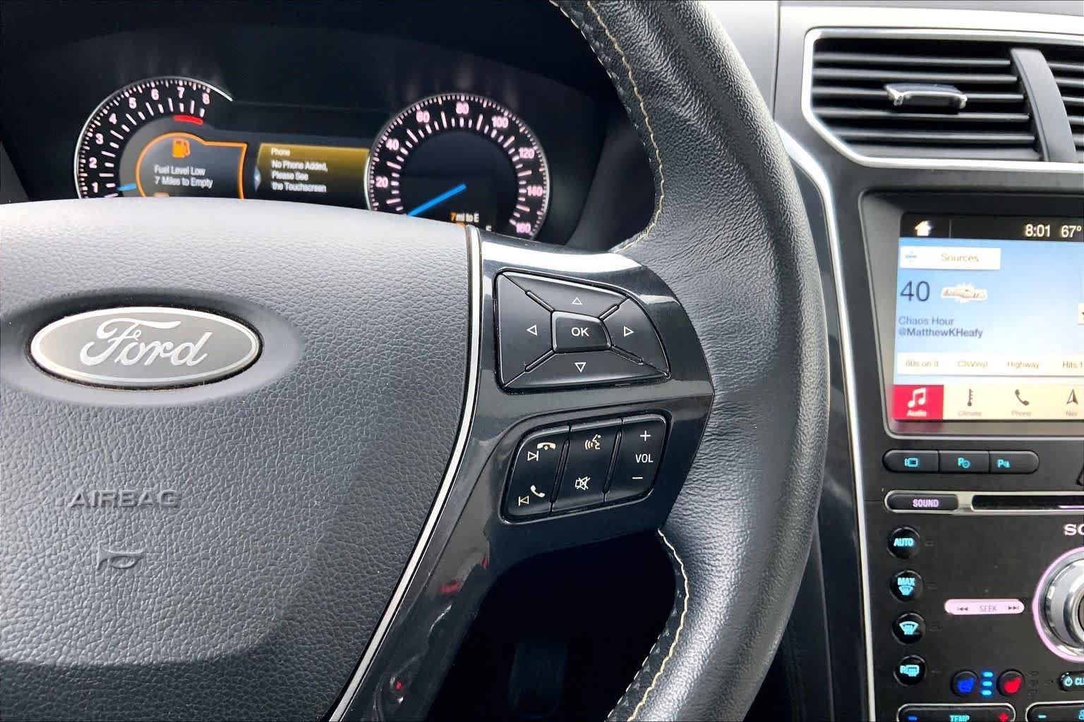 Used 2018 Ford Explorer Platinum AWD/4WD image 25