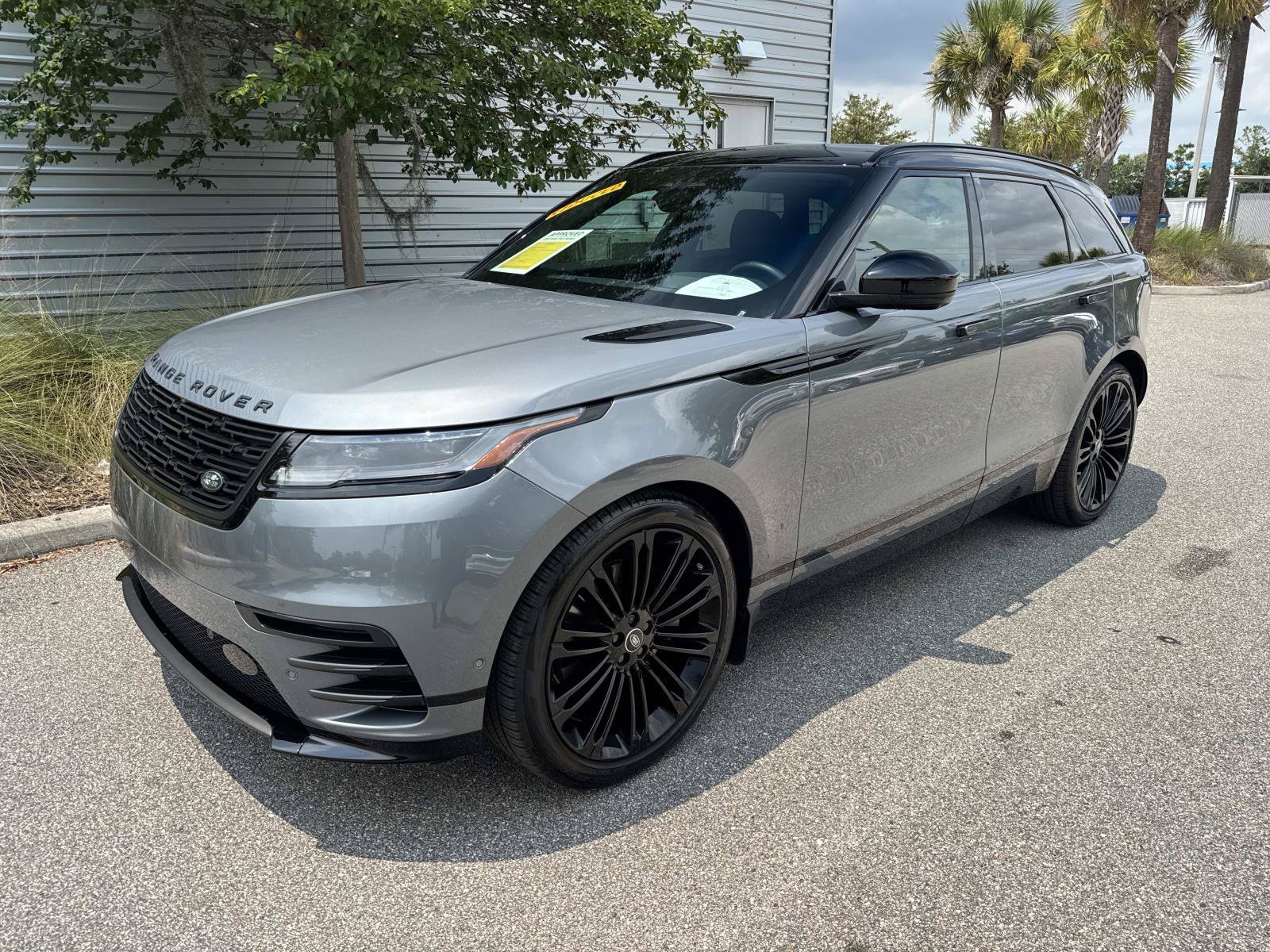 Certified 2026 Land Rover Range Rover Velar Dynamic SE AWD/4WD image 1