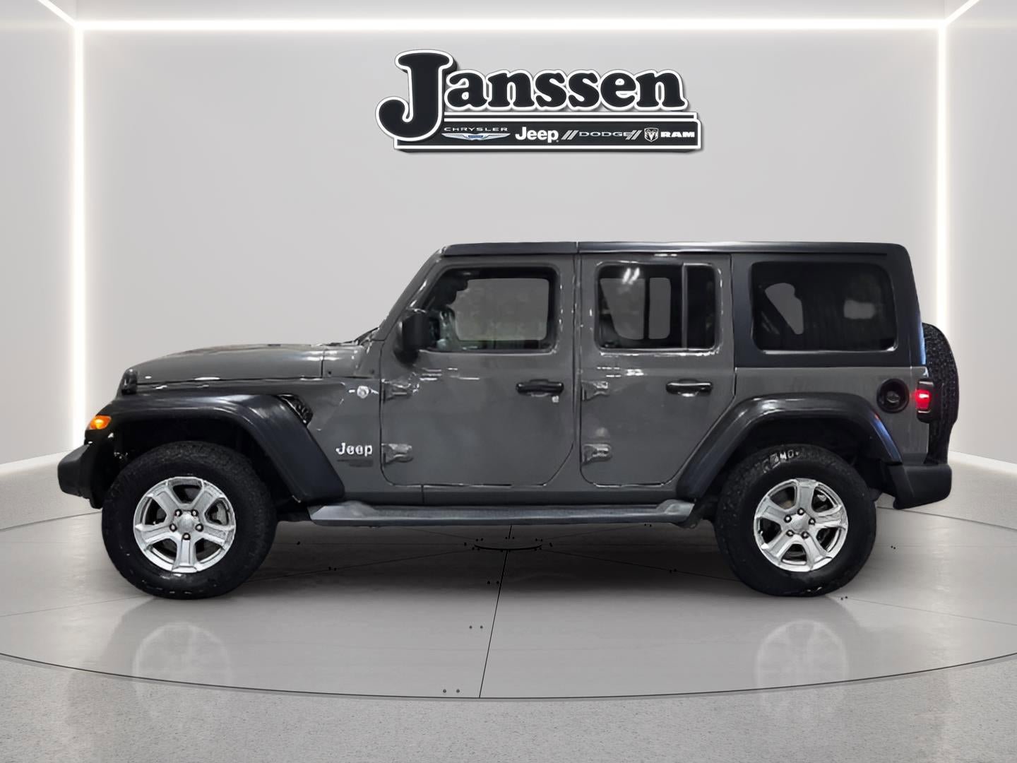 Used 2019 Jeep Wrangler Unlimited Sport S AWD/4WD image 2