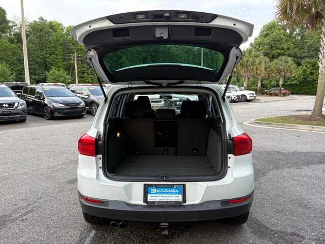 Used 2018 Volkswagen Tiguan Limited w/ Premium Package FWD image 35