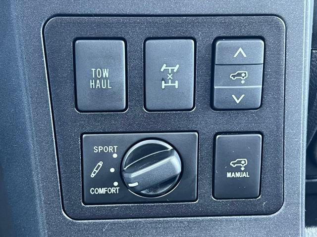 Used 2018 Toyota Sequoia Platinum AWD/4WD image 30