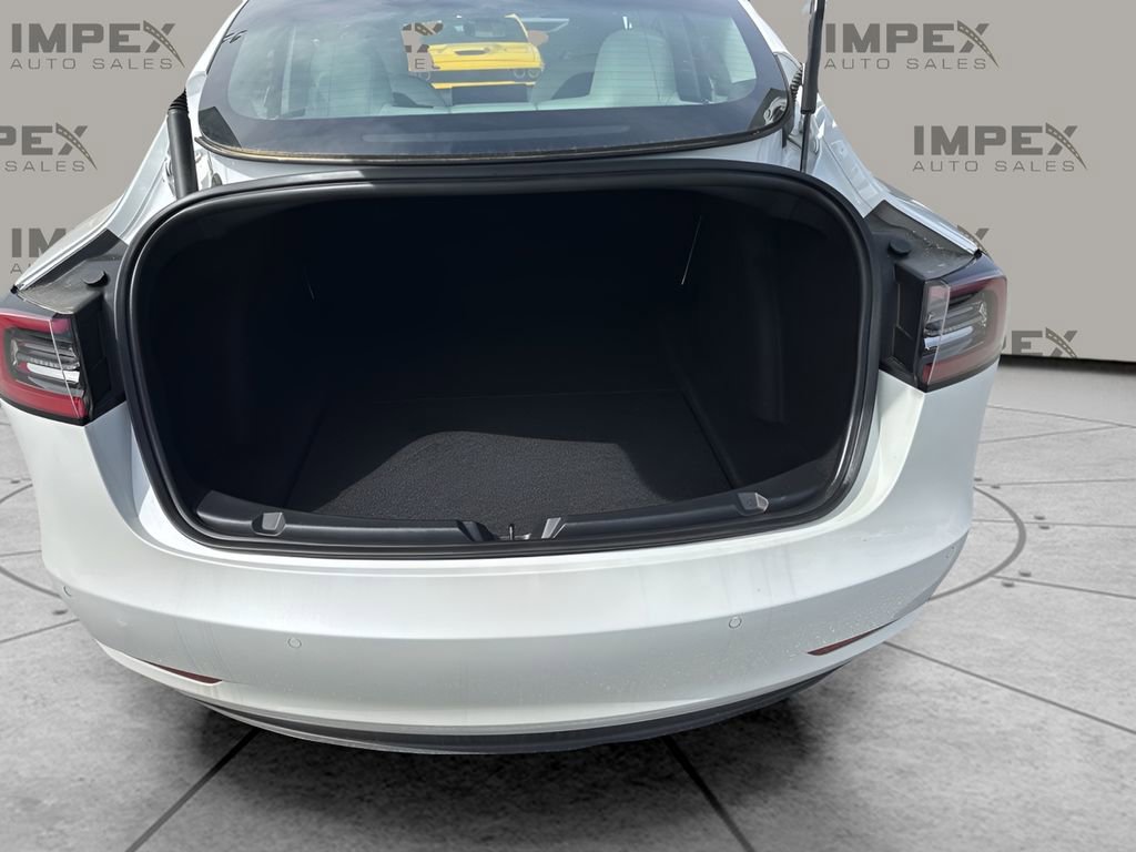 Used 2021 Tesla Model 3 Standard Range Plus image 31