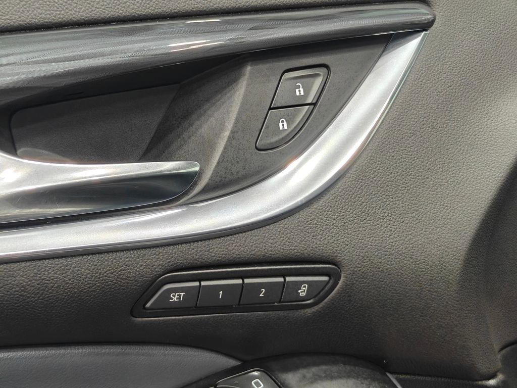 Used 2024 Buick Enclave Premium image 65