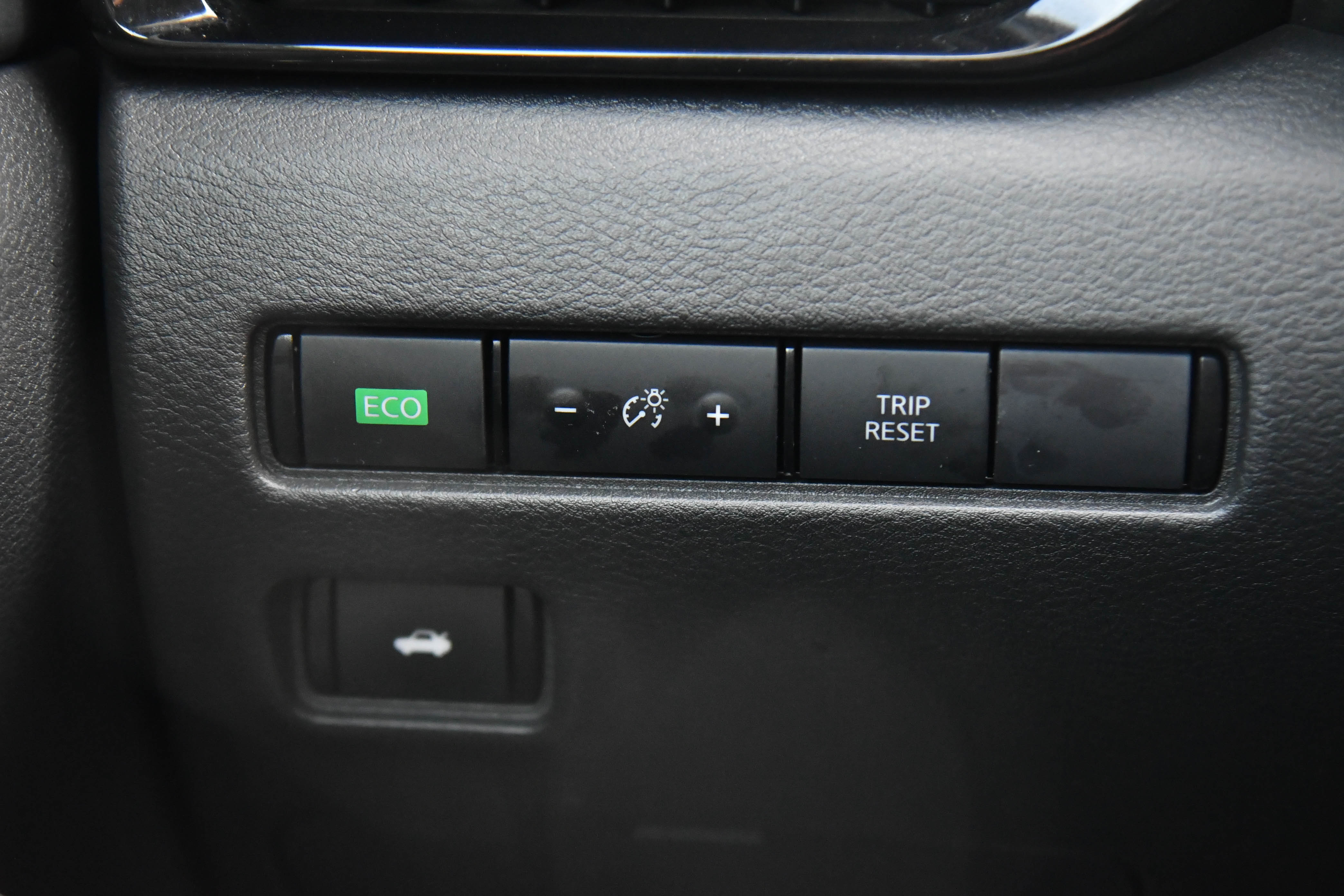 Used 2023 Nissan Sentra SV image 29