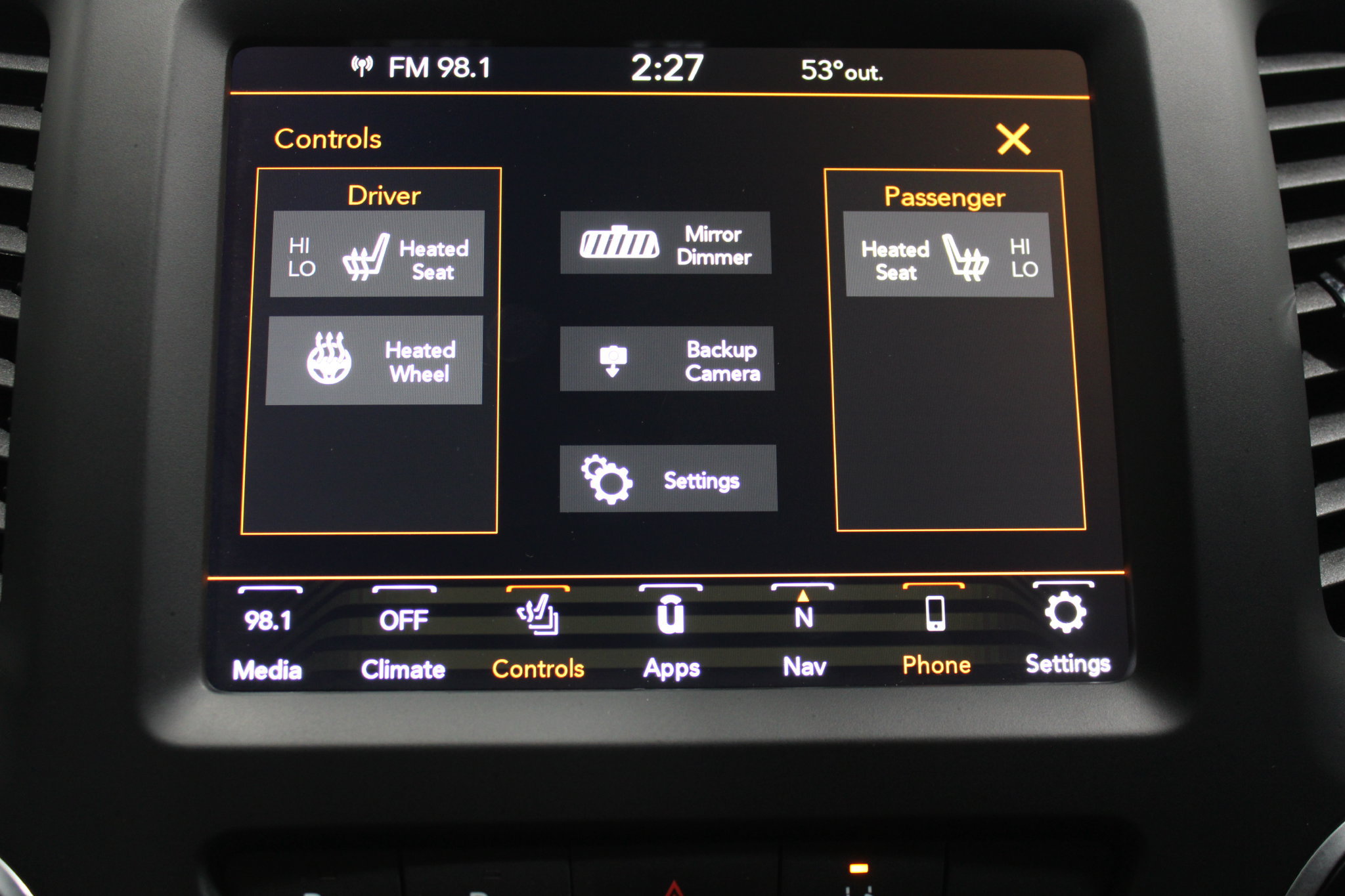 Used 2023 Jeep Cherokee Altitude Lux AWD/4WD image 38