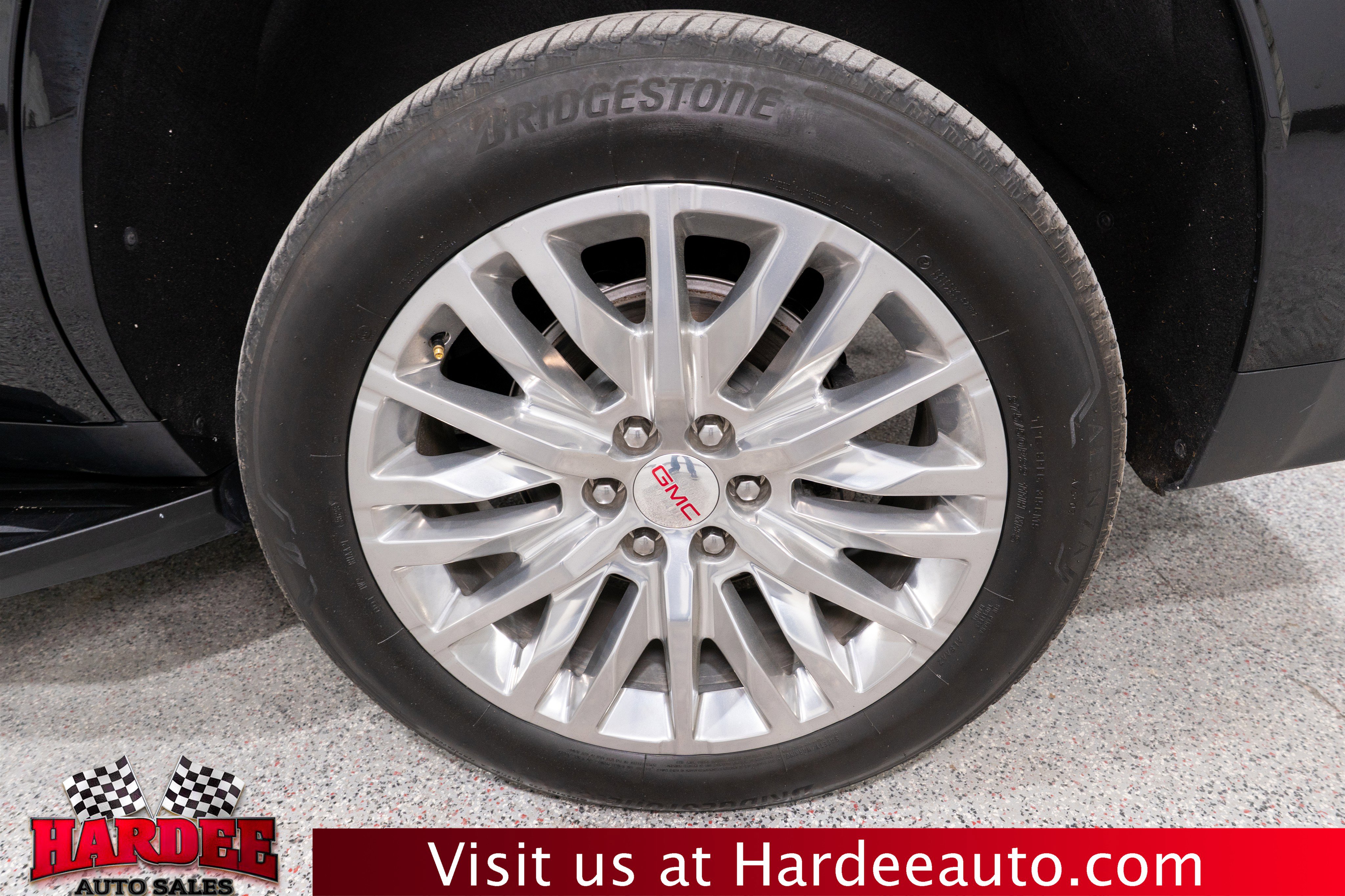 Used 2023 GMC Yukon Denali image 10