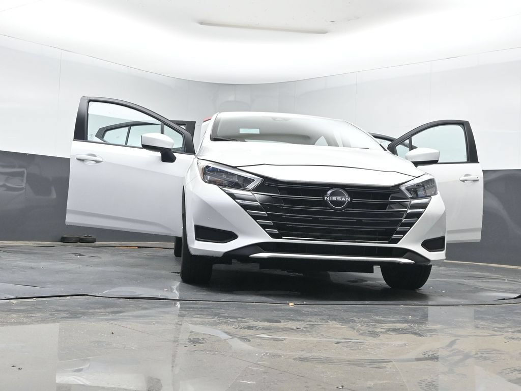 Used 2025 Nissan Versa SV w/ Trunk Package FWD image 25