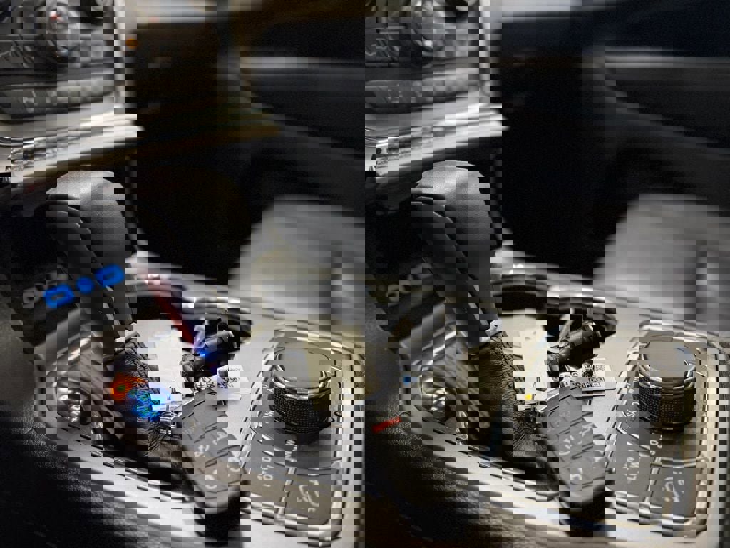 Used 2018 Jeep Grand Cherokee Limited image 29