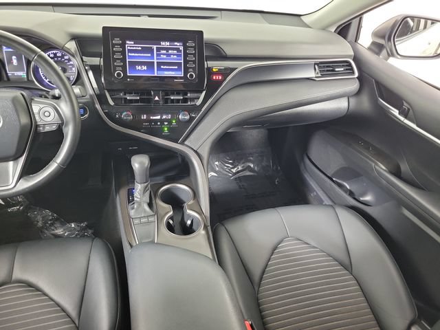 Used 2023 Toyota Camry SE w/ Convenience Package FWD image 17