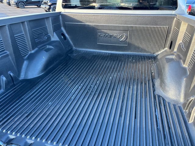 Used 2018 Chevrolet Colorado LT image 36