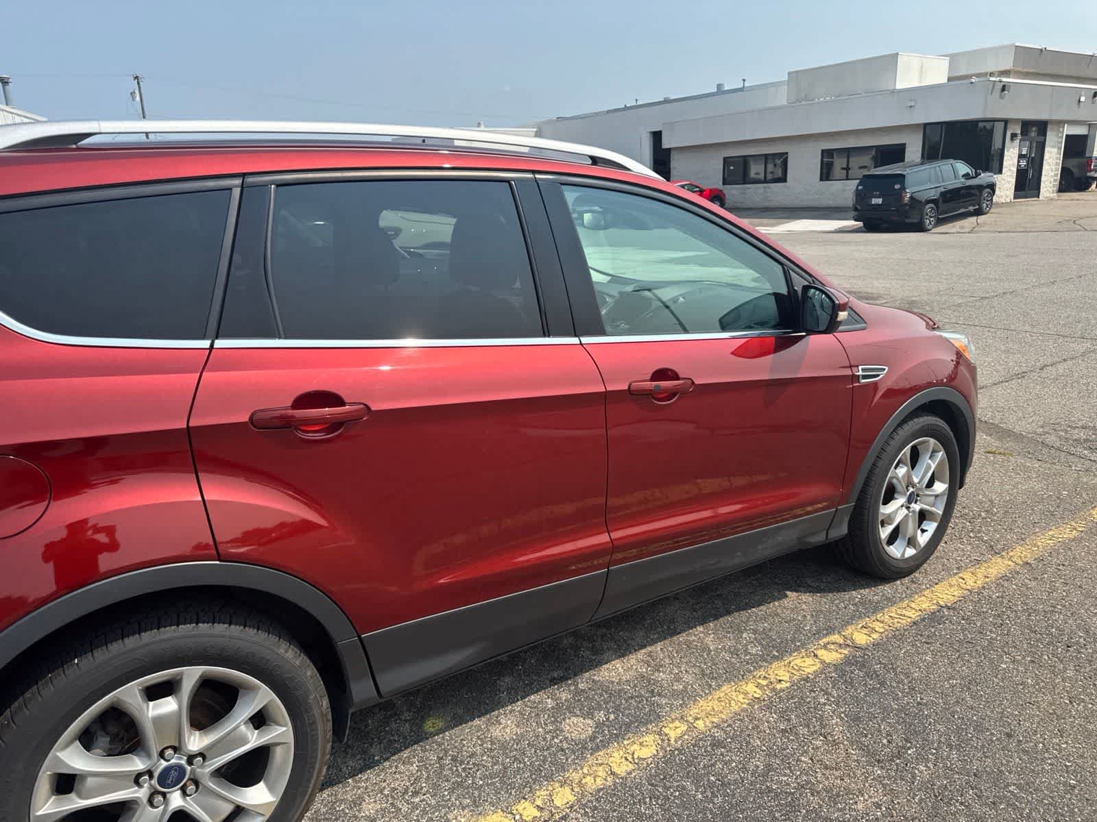 Used 2015 Ford Escape Titanium FWD image 12