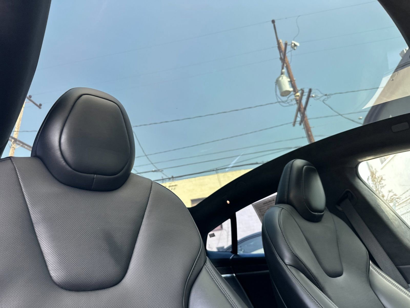 Used 2023 Tesla Model S Standard Range image 18