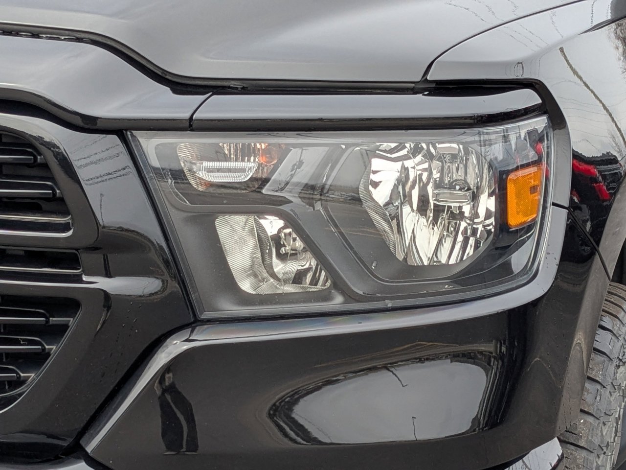 Used 2019 RAM 1500 Big Horn AWD/4WD image 9