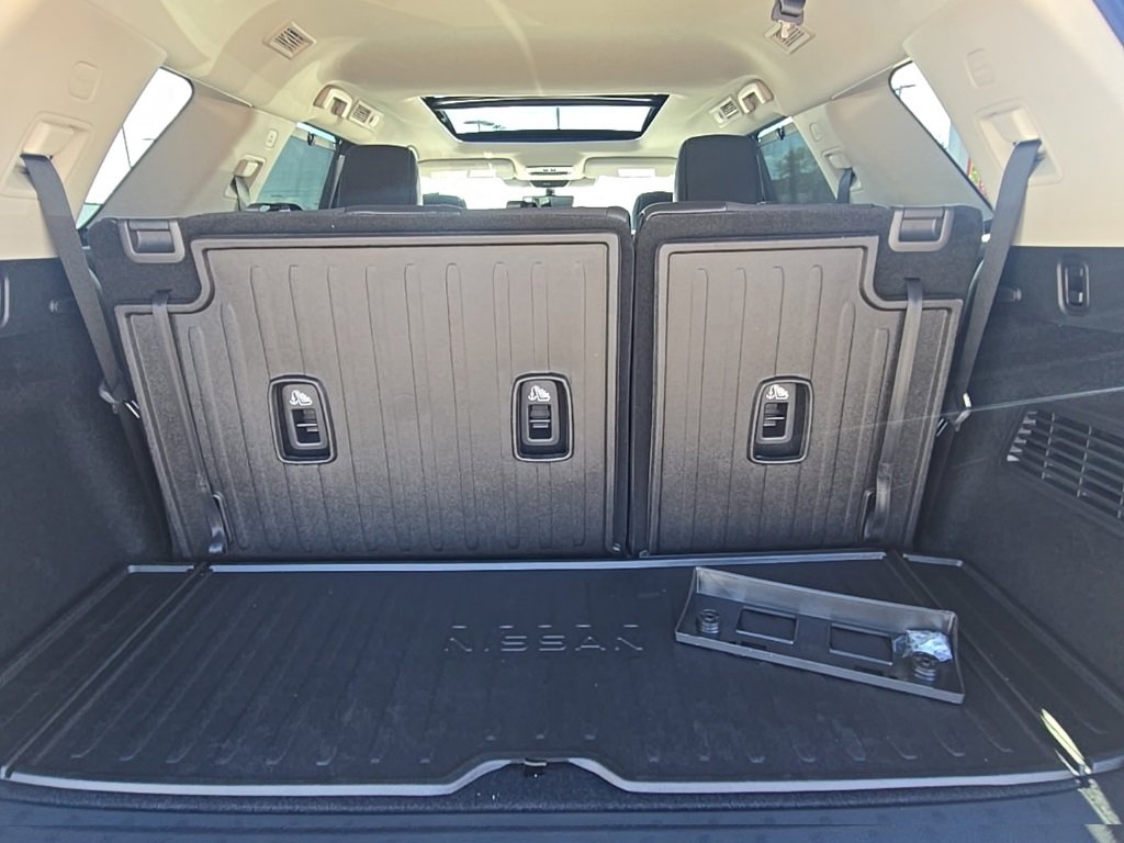 New 2025 Nissan Pathfinder SL image 46