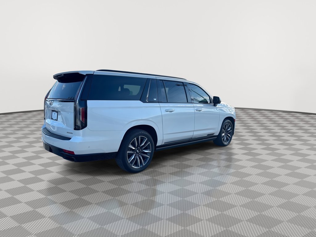 Used 2023 Cadillac Escalade ESV Sport Platinum AWD/4WD image 11