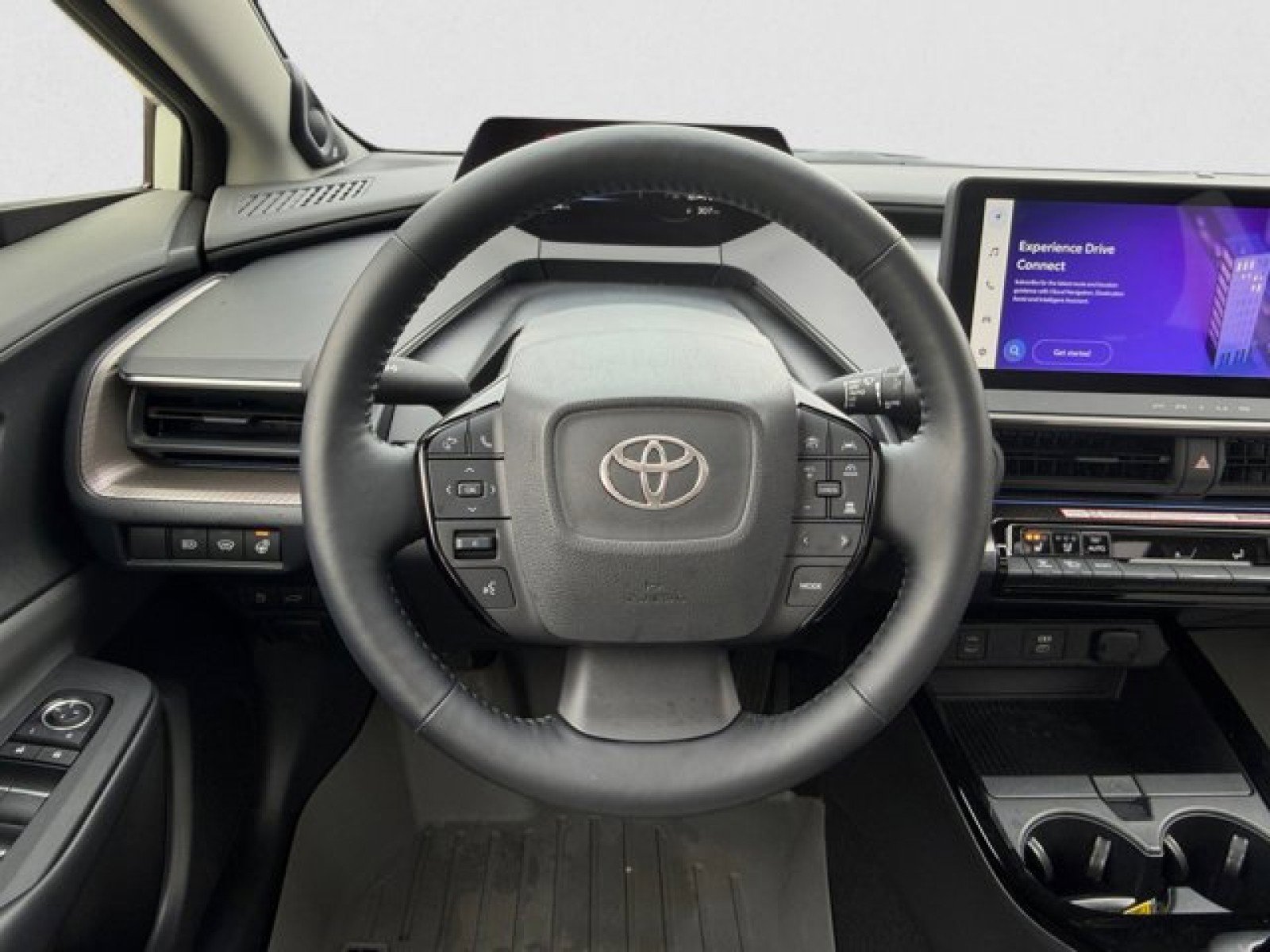 Used 2024 Toyota Prius Limited AWD/4WD image 15