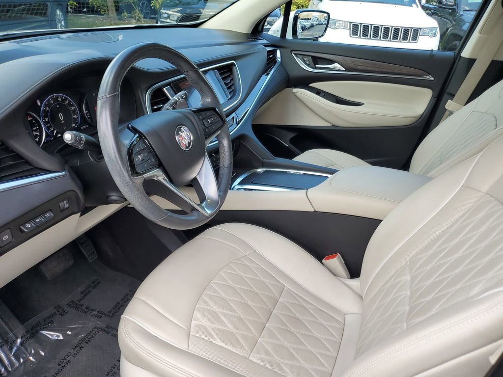 Used 2022 Buick Enclave Avenir image 16