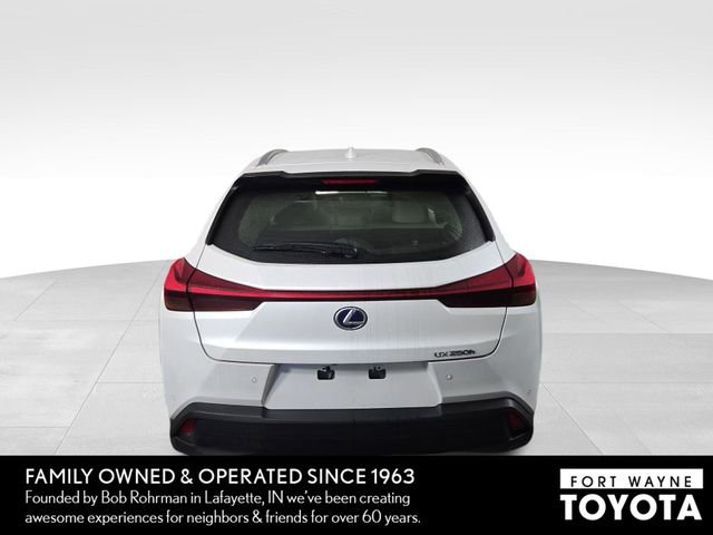Used 2022 Lexus UX 250h w/ Premium Package image 8
