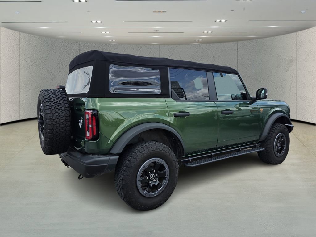 Used 2022 Ford Bronco Badlands image 3