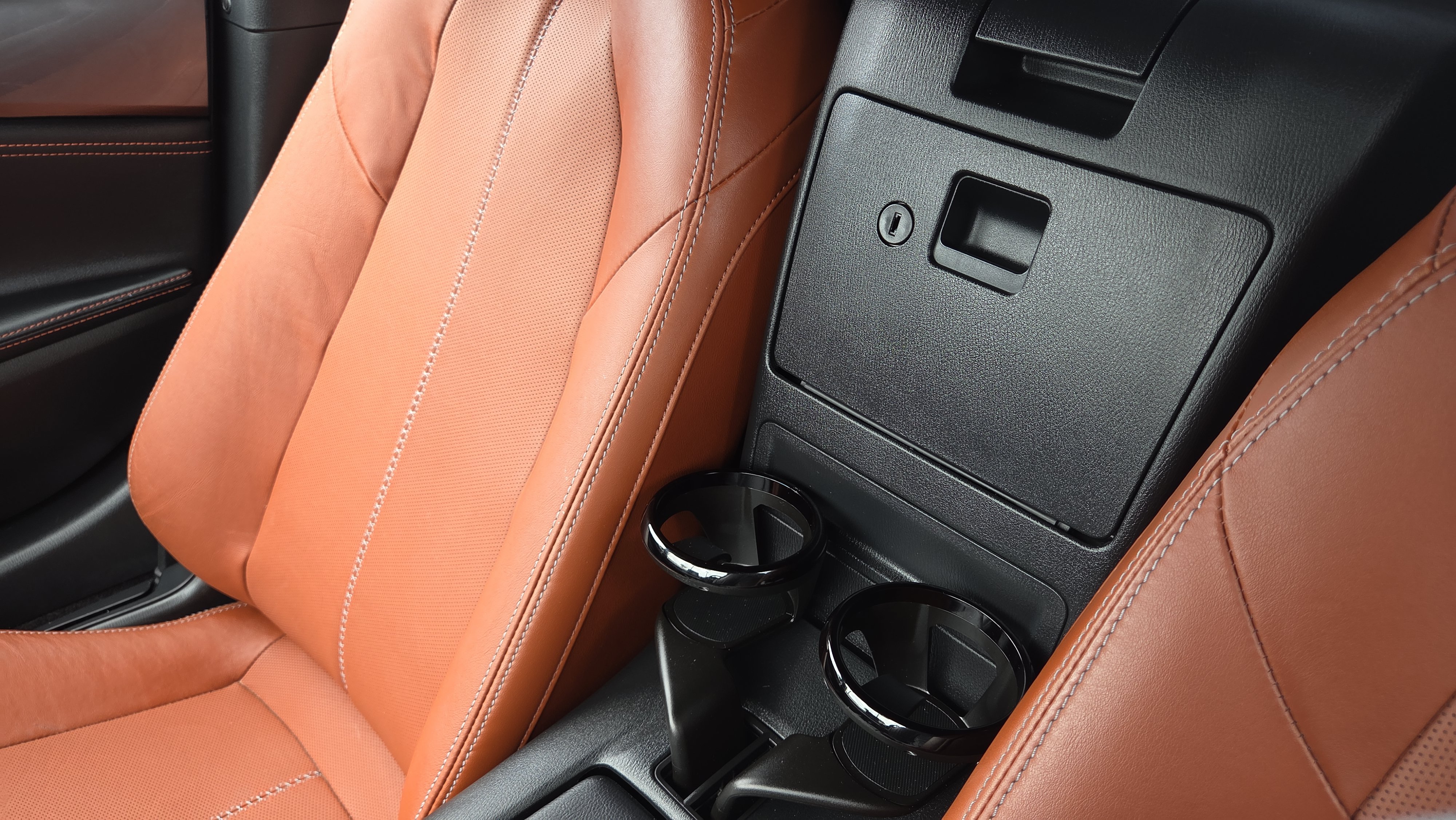 Used 2023 MAZDA MX-5 Miata Grand Touring RWD image 36