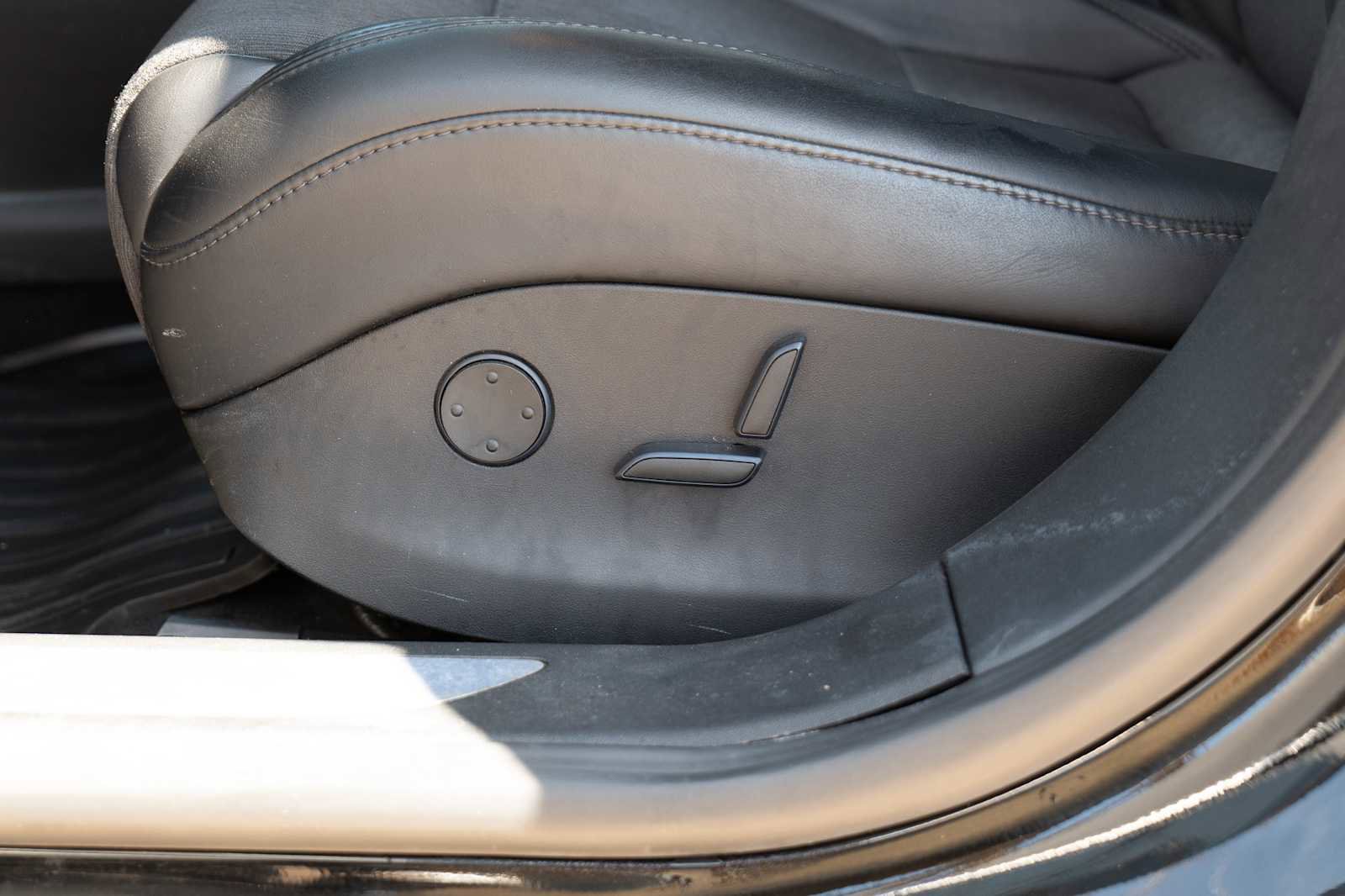 Used 2017 Tesla Model S 75 image 21