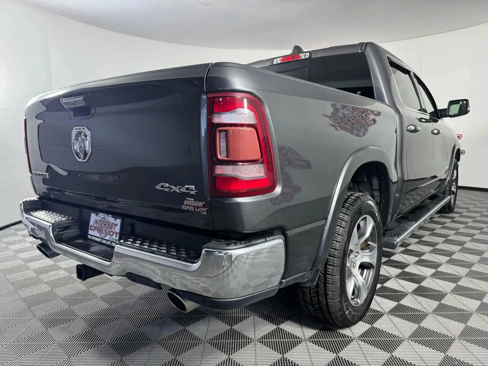 Used 2020 RAM 1500 Laramie image 28