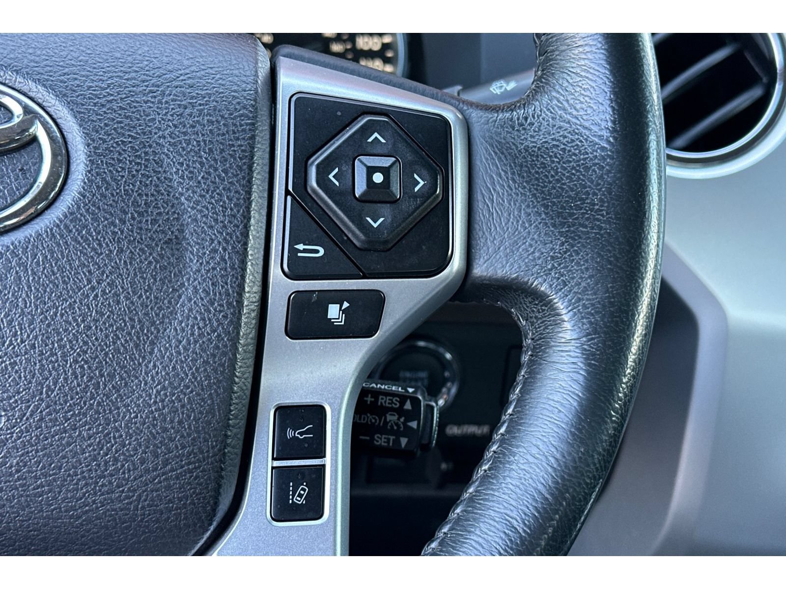 Certified 2021 Toyota Tundra Limited w/ Limited Premium Package RWD image 29