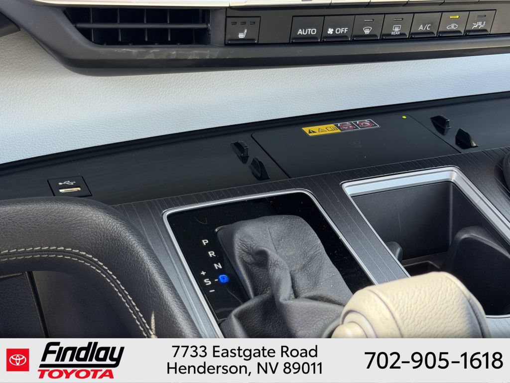 Certified 2026 Toyota Sienna XLE FWD image 27