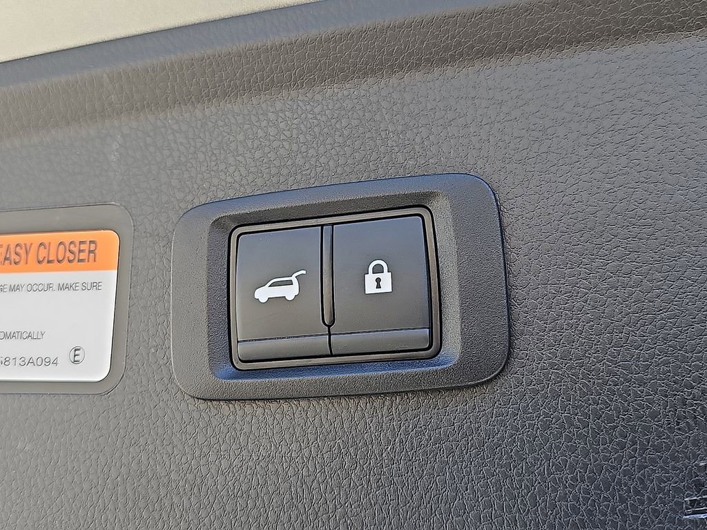 Used 2025 Mitsubishi Eclipse Cross SE image 31