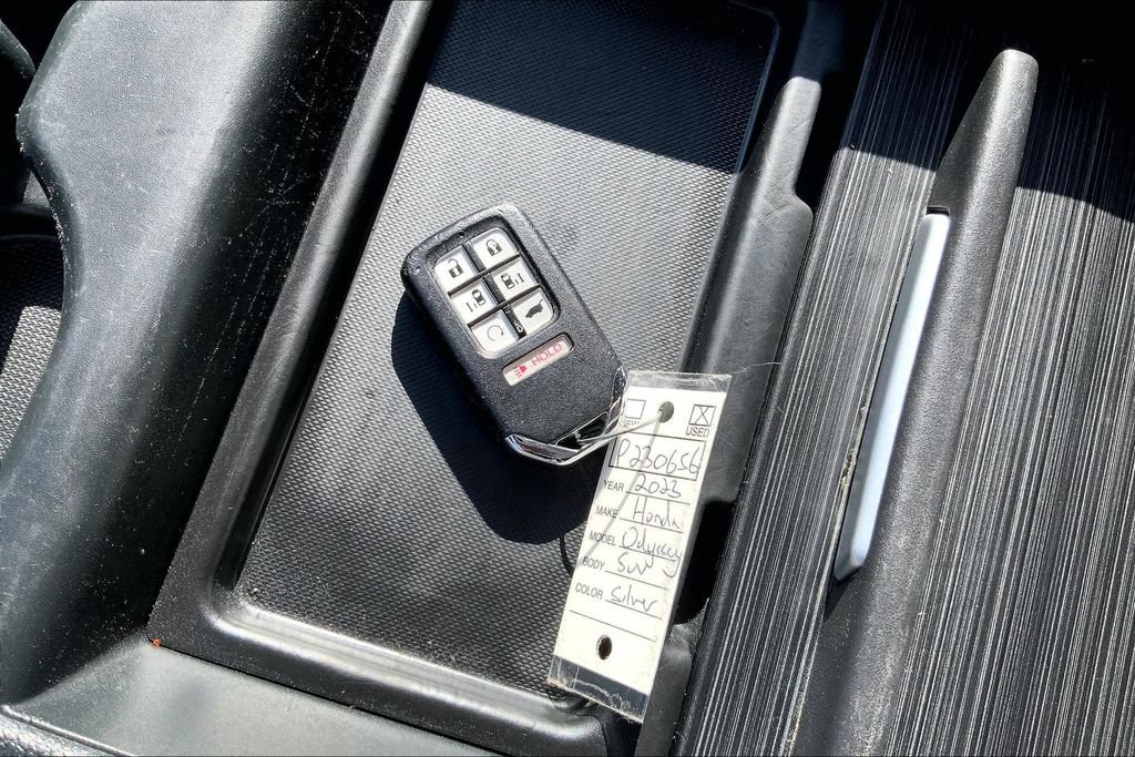 Used 2023 Honda Odyssey EX-L image 11