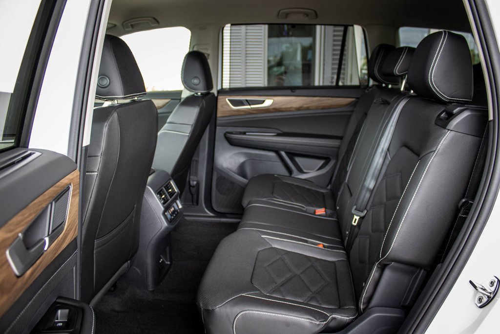 New 2026 Volkswagen Atlas SE image 45