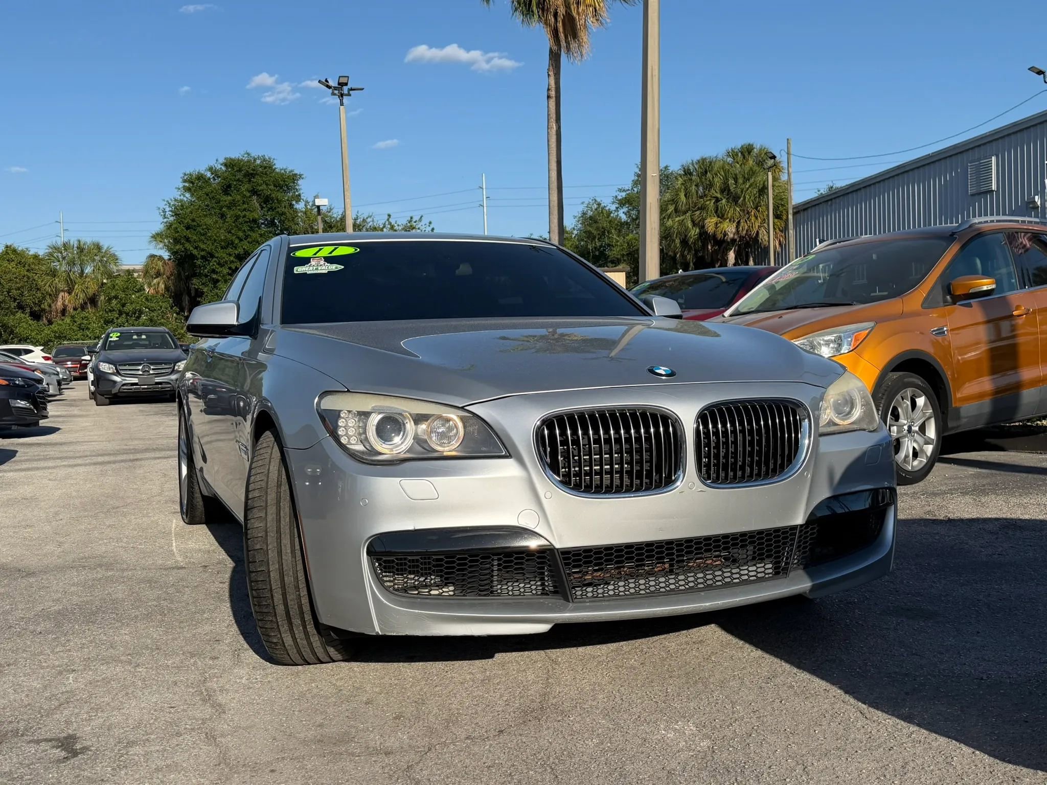 Used 2011 BMW 750i RWD image 2