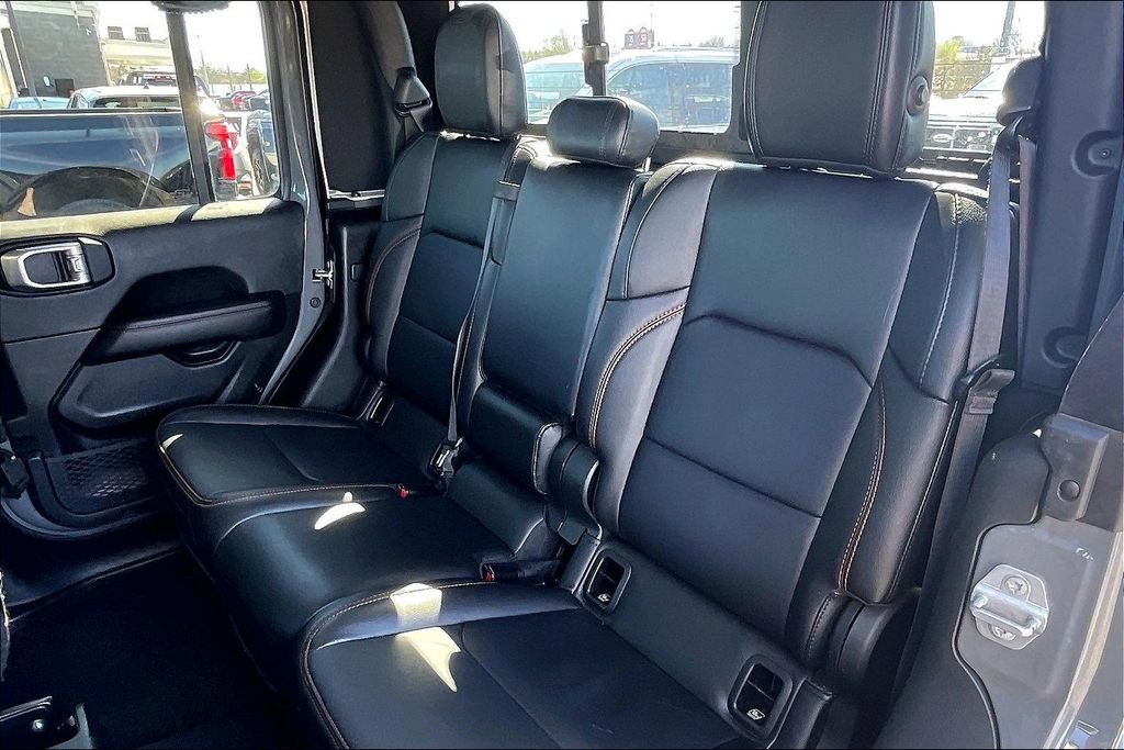 Used 2022 Jeep Gladiator Mojave w/ LED Lighting Group image 24