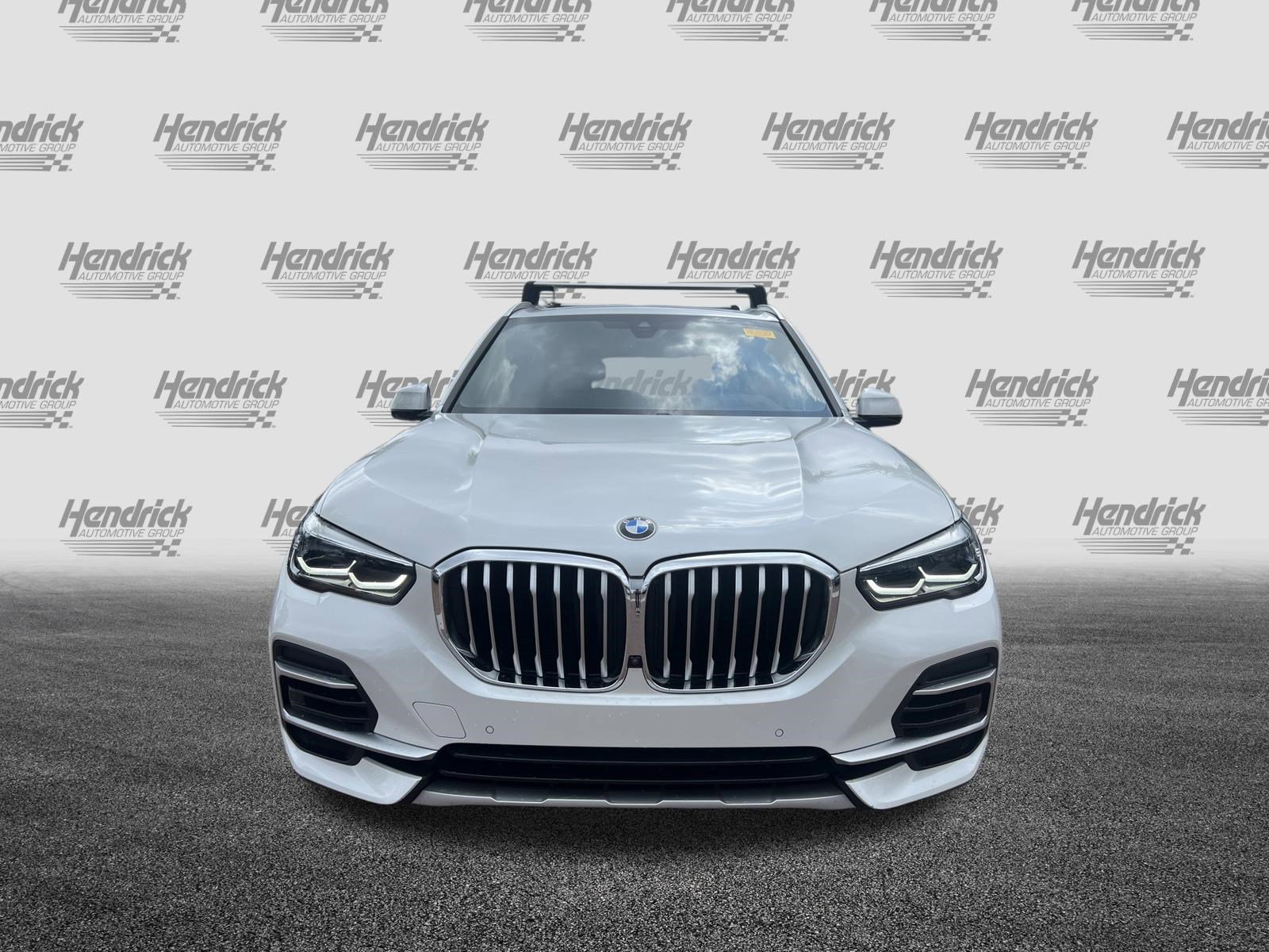 Used 2023 BMW X5 xDrive40i w/ Premium Package AWD/4WD image 3