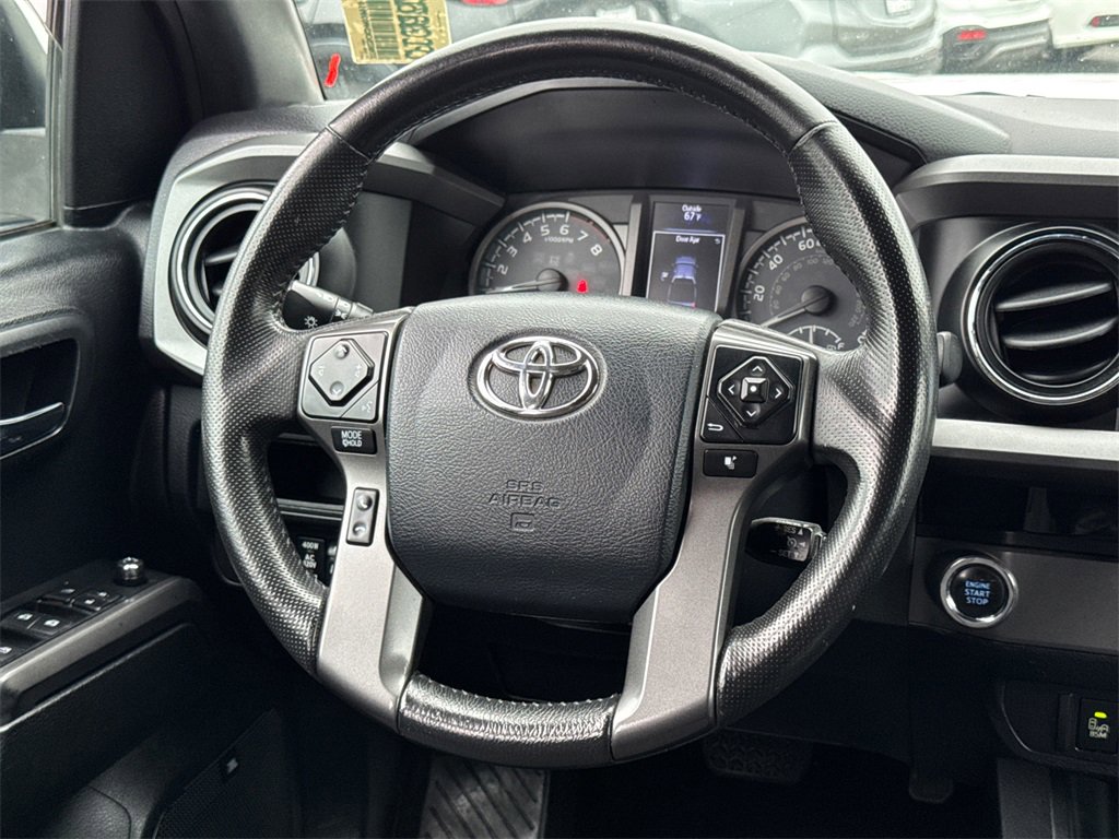 Used 2017 Toyota Tacoma TRD Off-Road image 22
