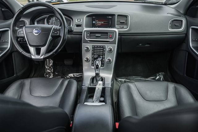 Used 2018 Volvo S60 T5 Inscription FWD image 18