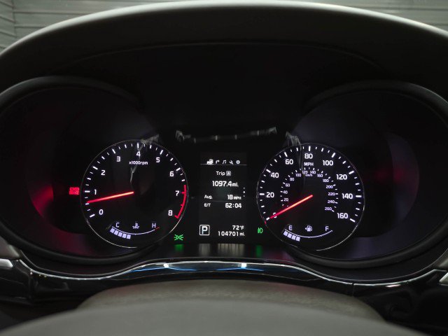 Used 2015 Kia K900 Premium w/ Interior Highline Package RWD image 26