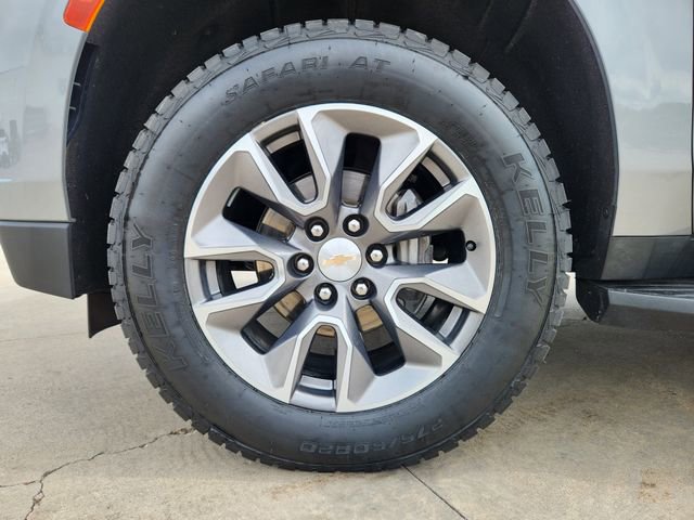 Used 2024 Chevrolet Tahoe LT w/ LT Signature Package AWD/4WD image 10