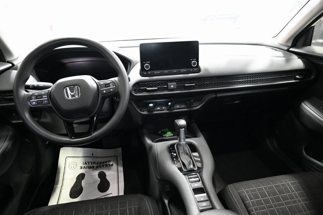 Used 2023 Honda HR-V LX image 13