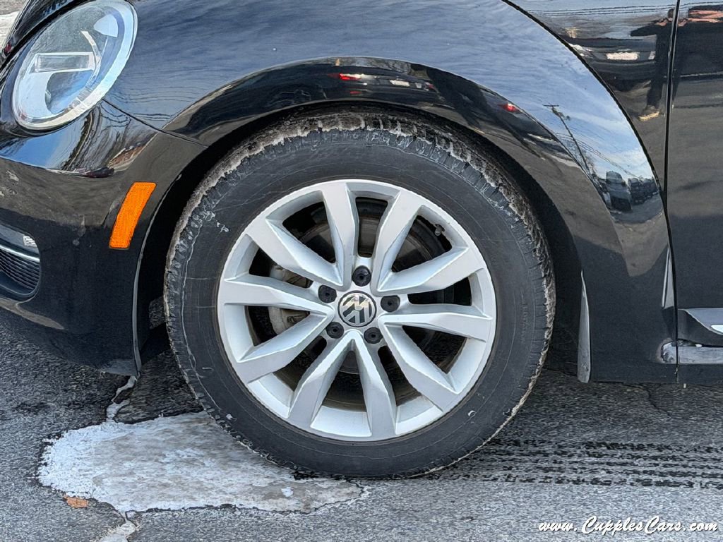 Used 2014 Volkswagen Beetle TDI image 48
