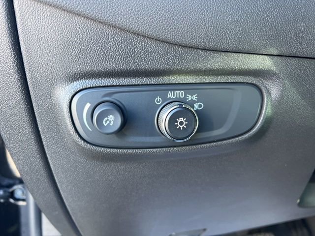 Used 2024 Chevrolet Equinox LS w/ LS Convenience Package image 10