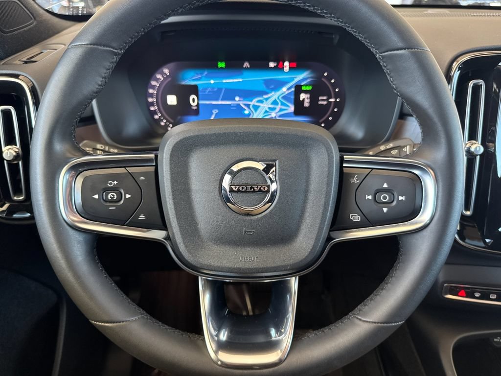 Certified 2023 Volvo C40 P8 Recharge Ultimate w/ Protection Package Premier AWD/4WD image 22