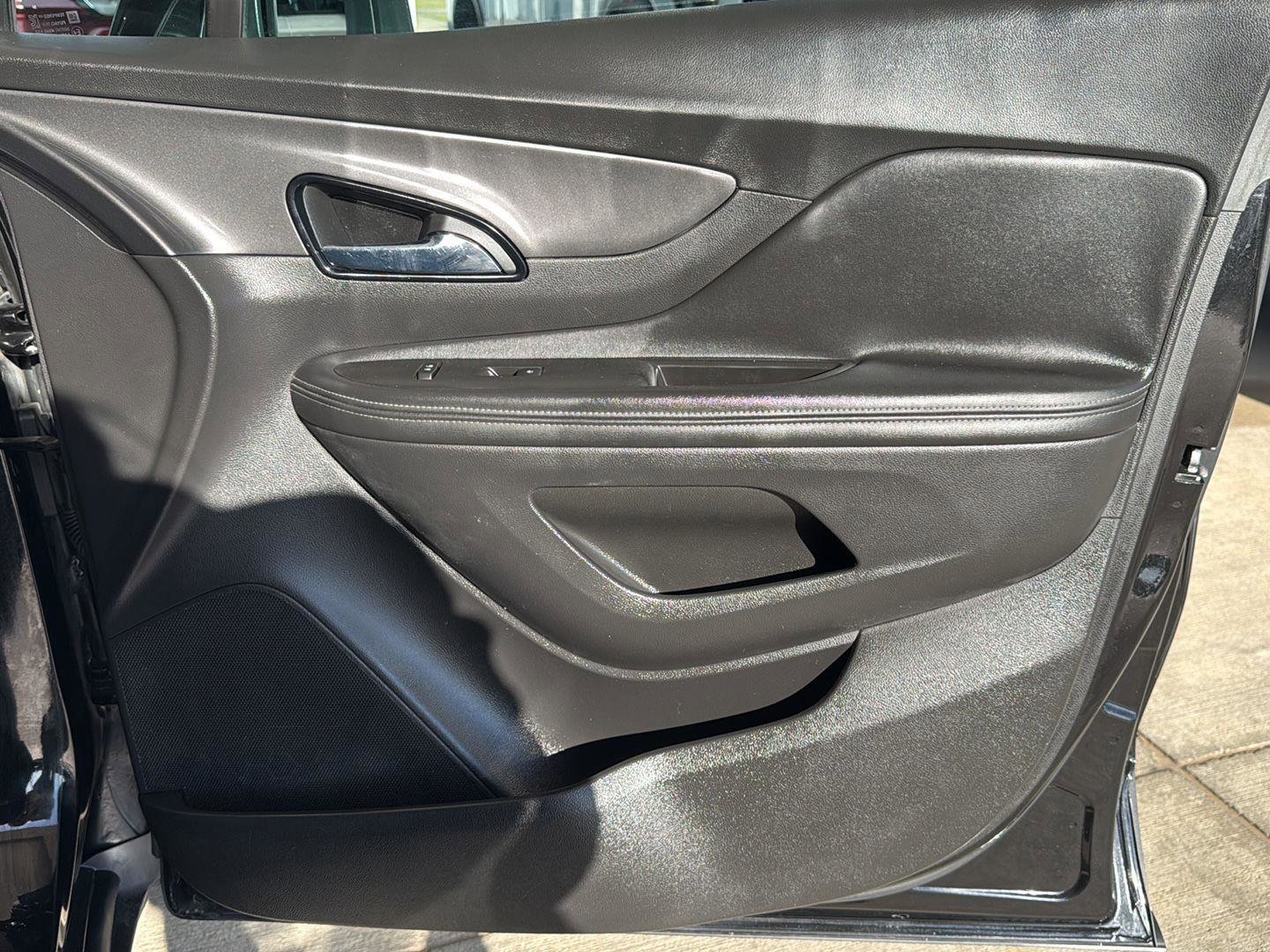 Used 2018 Buick Encore Sport Touring w/ Safety Package FWD image 30