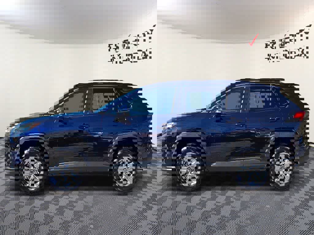 Used 2024 Toyota RAV4 XLE image 7