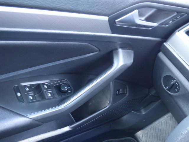 Used 2019 Volkswagen Jetta S image 24